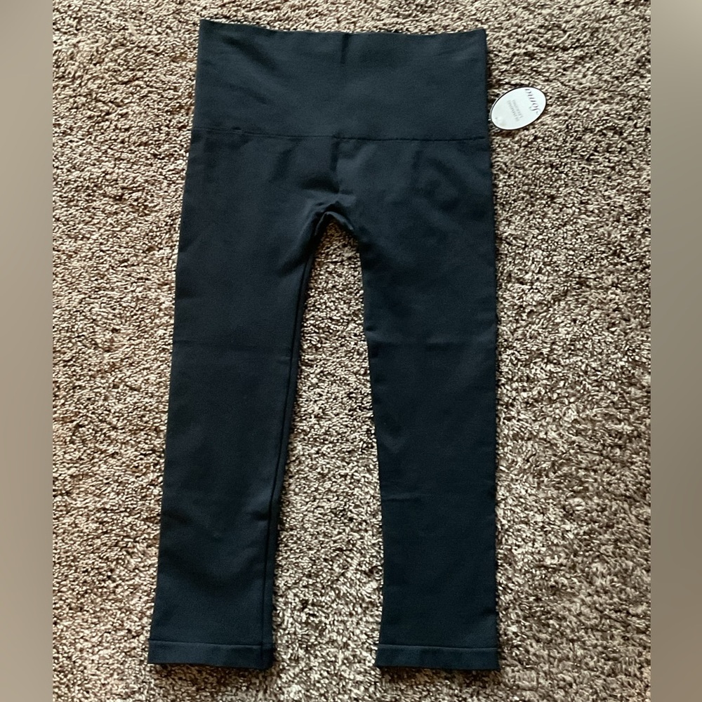 NWT Soma shaping capri leggings black size medium